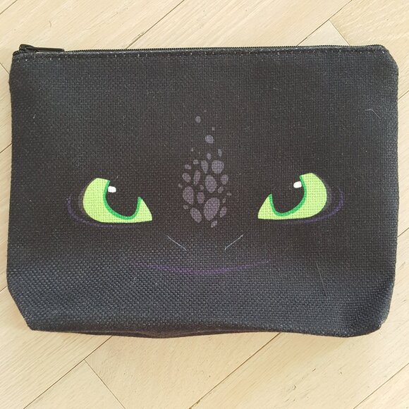 Toothless ! Cosmetic bag - Picture 1 of 5